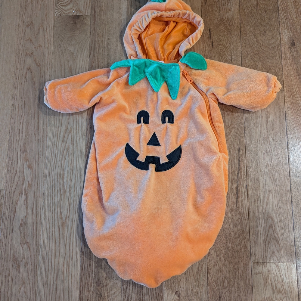 Unbranded Orange Pumpkin Baby Costume with Green Leaf Collar